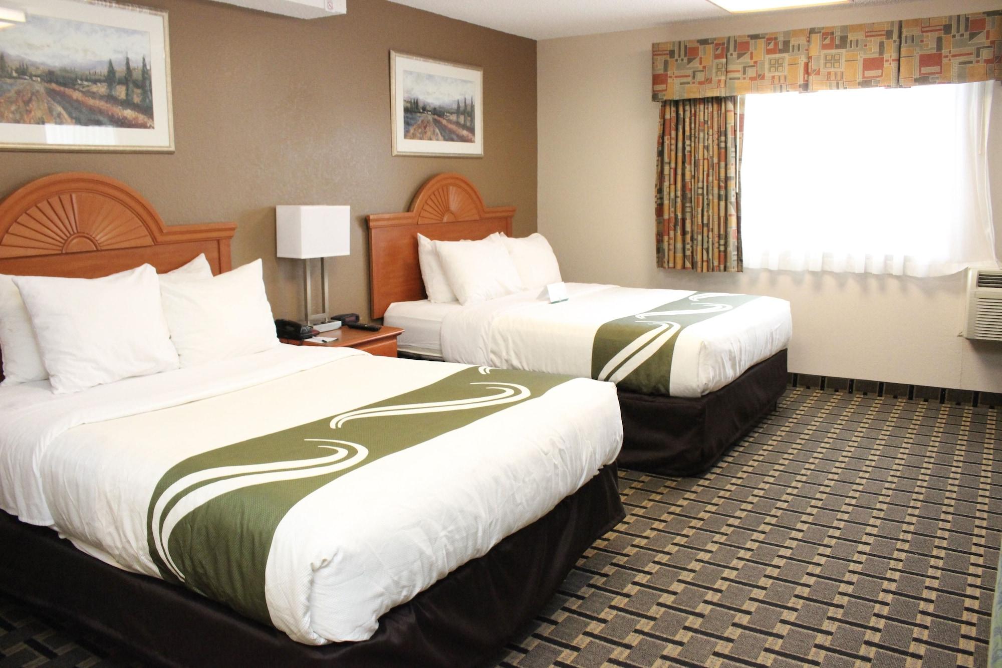 Quality Inn & Suites Detroit Metro Airport Romulus Exterior foto